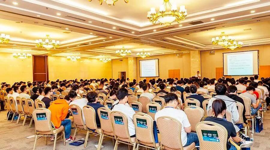 网聚梦赞助的全球行业互联网技术峰会圆满落幕